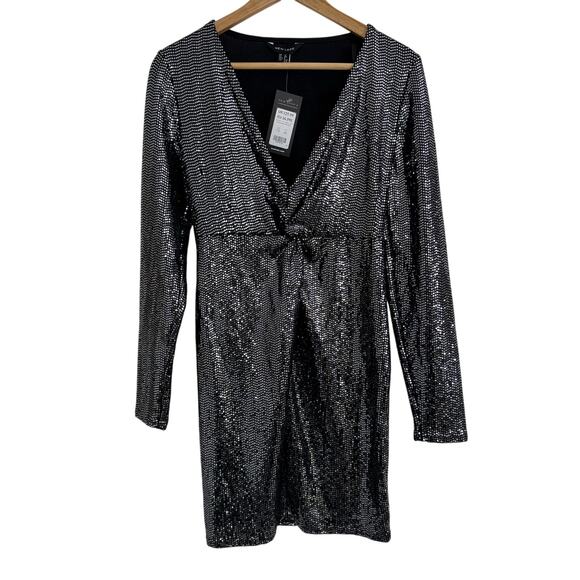 NWT New Look ASOS Silver Mirrored Sequin Twist Mini Dress size 8 - Picture 2 of 7